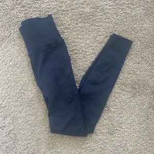 Fabletics navy sculpt knit leggings with pockets